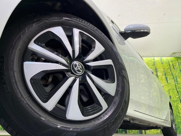 2020 Toyota Prius PHV DLA-ZVW52 (UW-69f067ce41e89)[15]