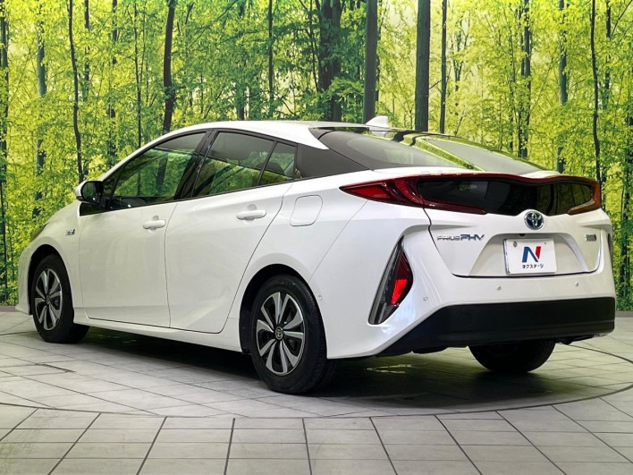 2020 Toyota Prius PHV DLA-ZVW52 (UW-69f067ce41e89)[7]