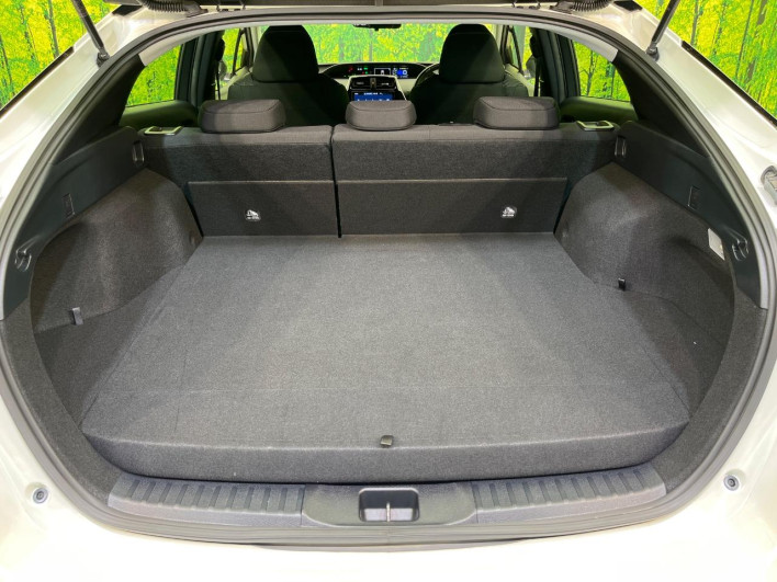 2020 Toyota Prius PHV DLA-ZVW52 (UW-69f067ce41e89)[28]