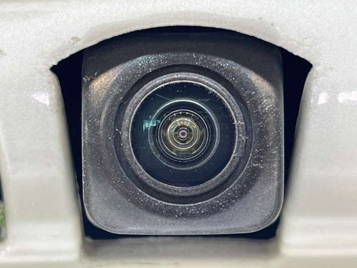 2020 Toyota Prius PHV DLA-ZVW52 (UW-69f067ce41e89)[27]