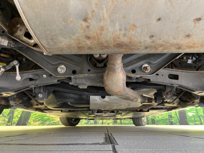 2018 Toyota Prius DAA-ZVW55 (UW-69f067cea271a)[21]