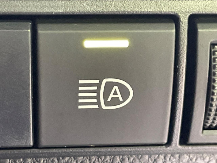 2019 Toyota Corolla Touring 6AA-ZWE211W (UW-69f067cfb5551)[20]