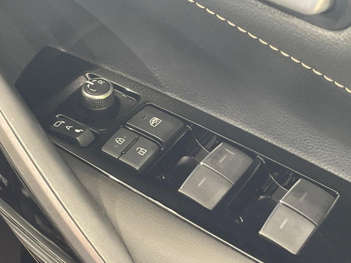 2019 Toyota Corolla Touring 6AA-ZWE211W (UW-69f067cfb5551)[22]