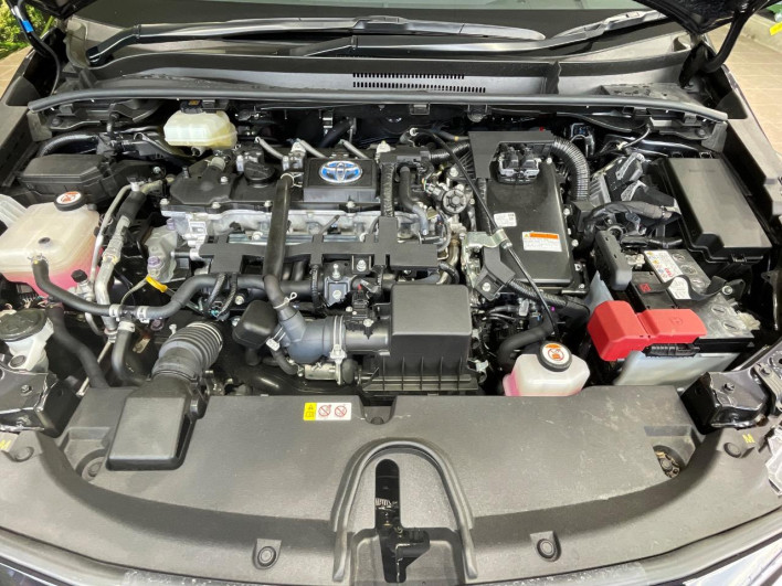 2019 Toyota Corolla Touring 6AA-ZWE211W (UW-69f067cfb5551)[4]