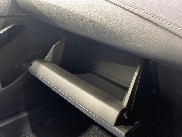 2019 Toyota Corolla Touring 6AA-ZWE211W (UW-69f067cfb5551)[12]