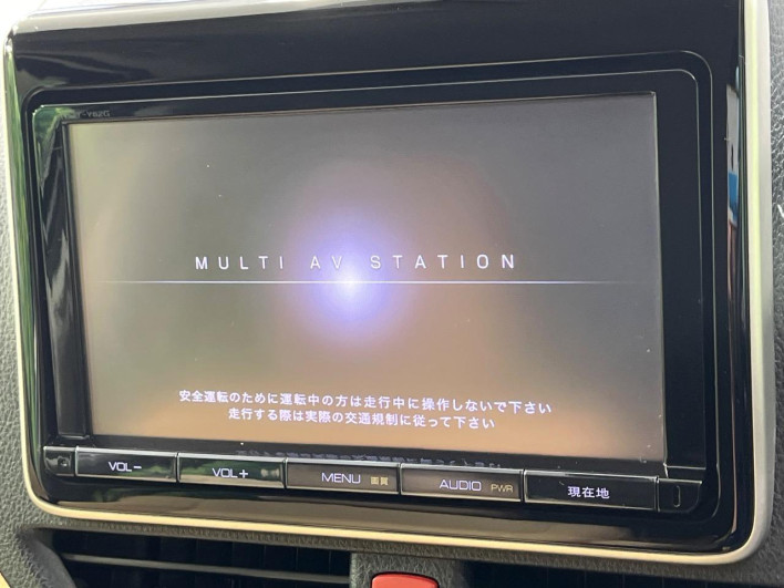 2014 Toyota Noah DAA-ZWR80G (UW-69f067d05a2a3)[10]