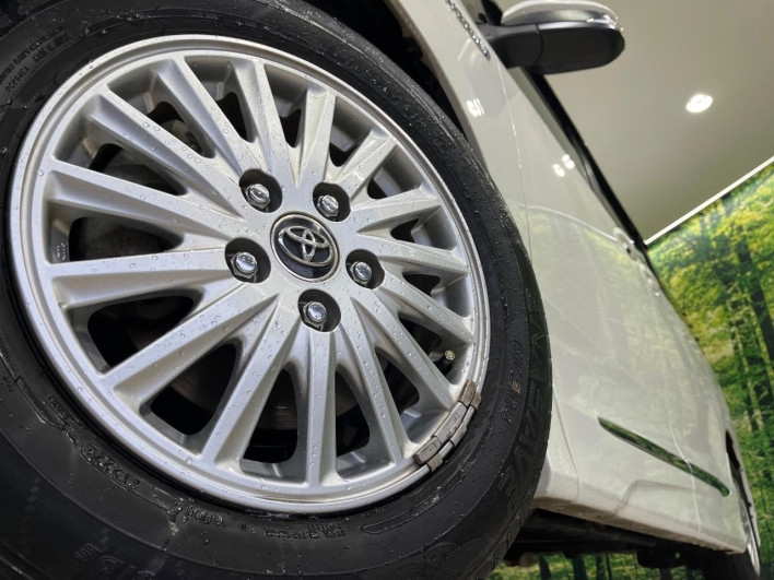 2014 Toyota Noah DAA-ZWR80G (UW-69f067d05a2a3)[5]