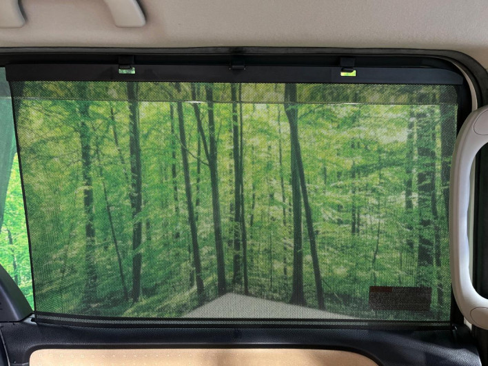 2014 Toyota Noah DAA-ZWR80G (UW-69f067d05a2a3)[25]