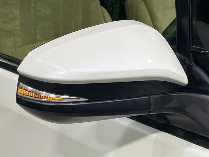 2014 Toyota Noah DAA-ZWR80G (UW-69f067d05a2a3)[16]