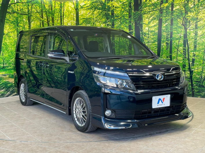2015 Toyota Voxy DAA-ZWR80G (UW-69f067d0a04a3)[15]