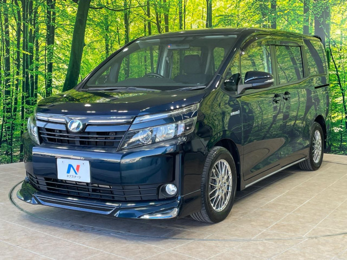 2015 Toyota Voxy DAA-ZWR80G (UW-69f067d0a04a3)[9]