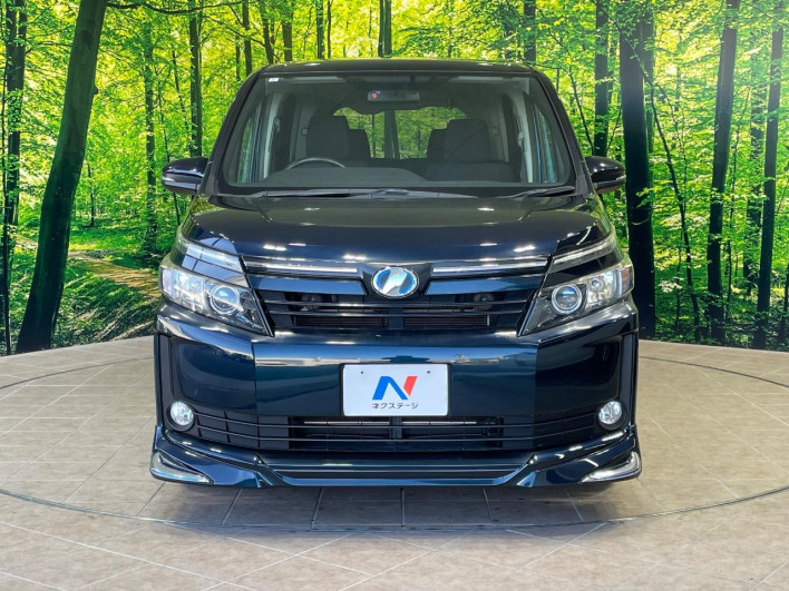 2015 Toyota Voxy DAA-ZWR80G (UW-69f067d0a04a3)[16]