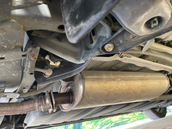 2015 Toyota Voxy DAA-ZWR80G (UW-69f067d0a04a3)[20]