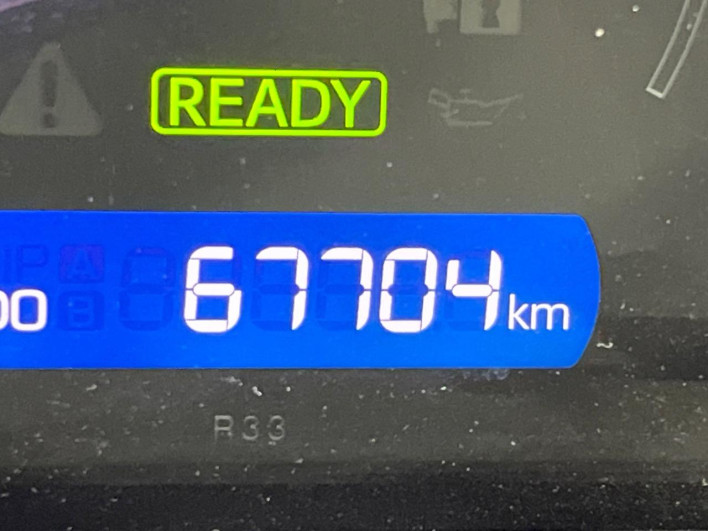 2017 Toyota Voxy DAA-ZWR80W (UW-69f067d189dda)[2]