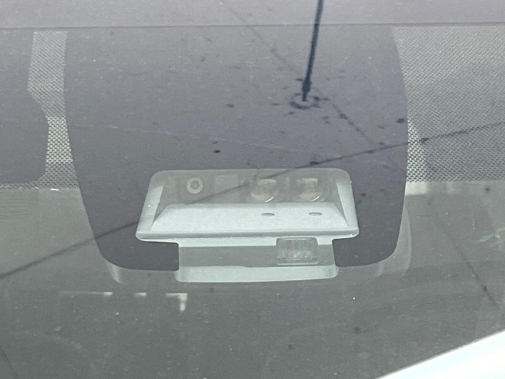 2017 Toyota Voxy DAA-ZWR80W (UW-69f067d189dda)[8]