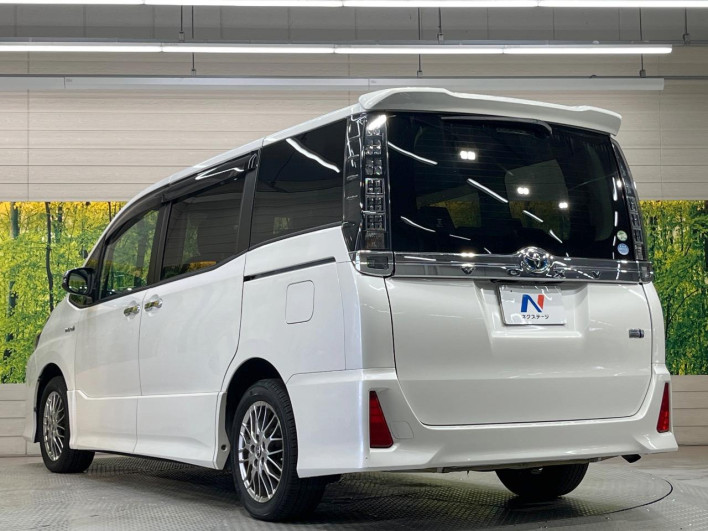 2017 Toyota Voxy DAA-ZWR80W (UW-69f067d189dda)[19]