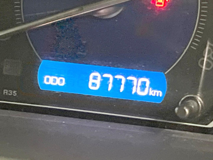 2017 Toyota Esquire DAA-ZWR80G (UW-69f067d22a516)[2]