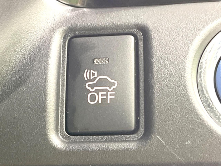 2017 Toyota Esquire DAA-ZWR80G (UW-69f067d22a516)[27]