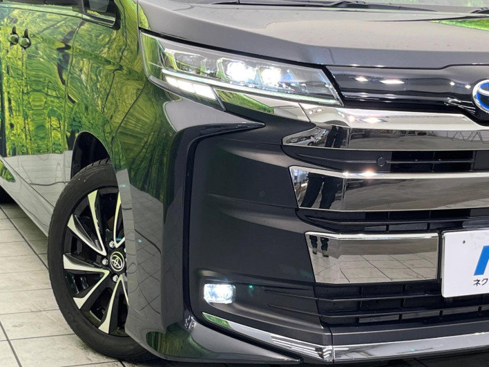 2022 Toyota Noah 6AA-ZWR90W (UW-69f067d2b064b)[13]