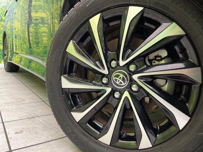 2022 Toyota Noah 6AA-ZWR90W (UW-69f067d2b064b)[15]