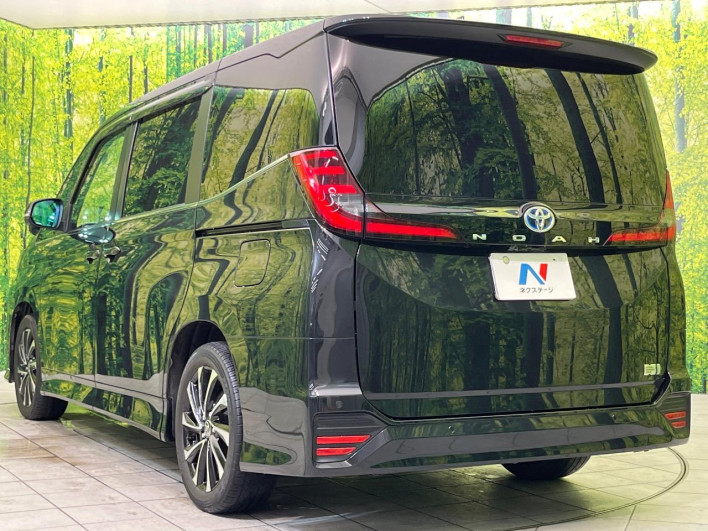 2022 Toyota Noah 6AA-ZWR90W (UW-69f067d2b064b)[10]
