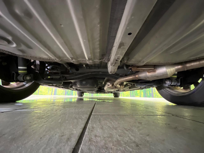 2022 Toyota Noah 6AA-ZWR90W (UW-69f067d2deeb6)[23]