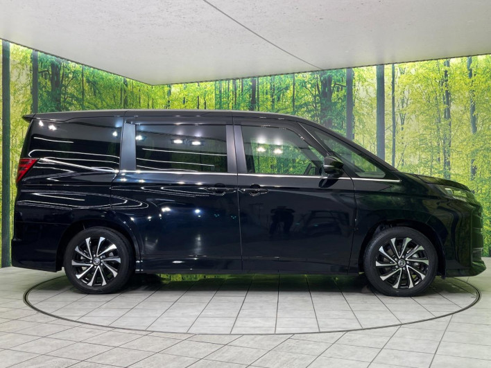 2022 Toyota Noah 6AA-ZWR90W (UW-69f067d2deeb6)[7]