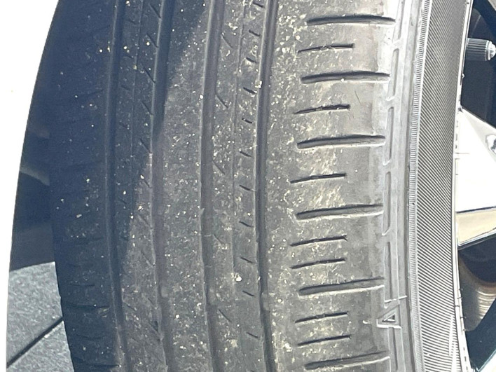 2022 Toyota Noah 6AA-ZWR90W (UW-69f067d3903d4)[24]