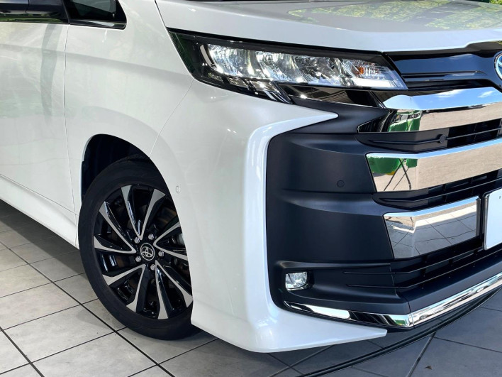 2022 Toyota Noah 6AA-ZWR90W (UW-69f067d3903d4)[22]