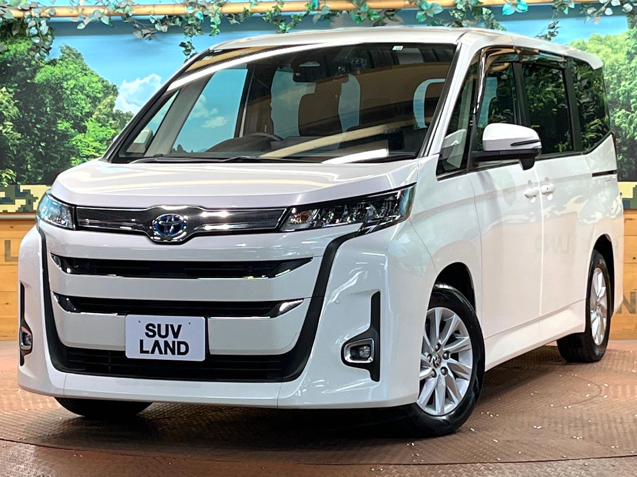 2022 Toyota Noah 6AA-ZWR90W