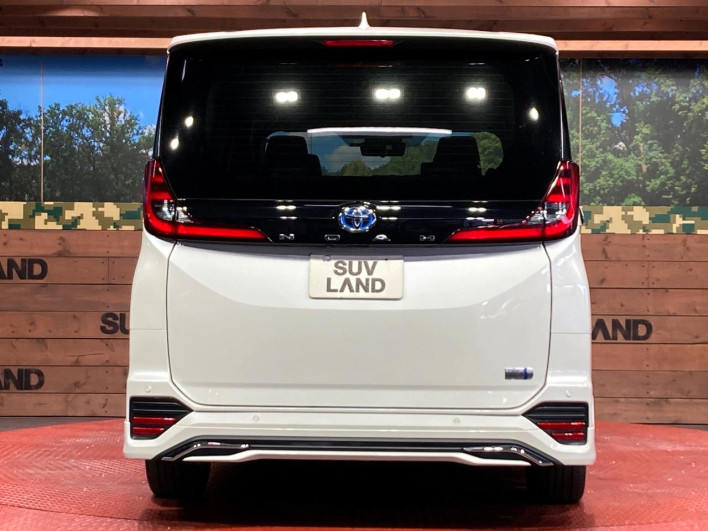 2023 Toyota Noah 6AA-ZWR90W (UW-69f067d4e18ea)[18]