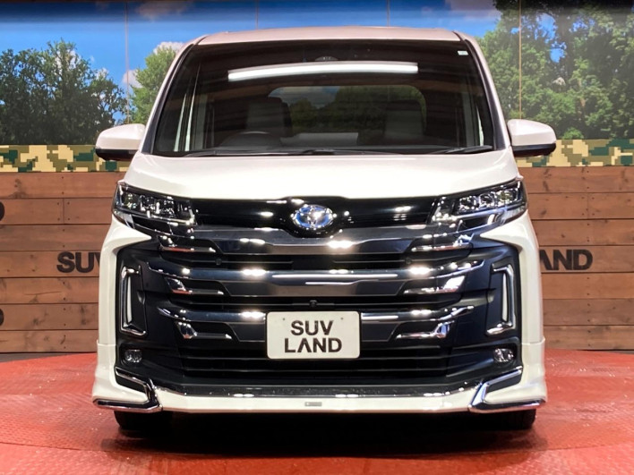 2023 Toyota Noah 6AA-ZWR90W (UW-69f067d4e18ea)[14]