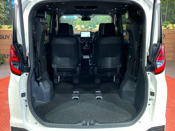 2023 Toyota Noah 6AA-ZWR90W (UW-69f067d4e18ea)[27]