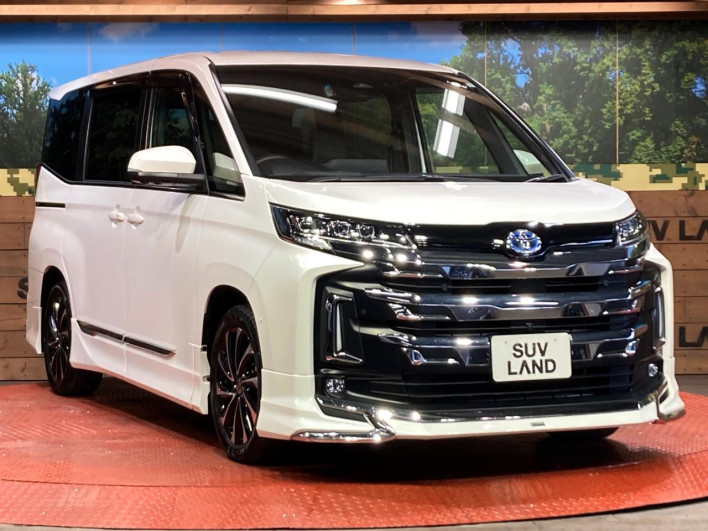 2023 Toyota Noah 6AA-ZWR90W (UW-69f067d4e18ea)[15]