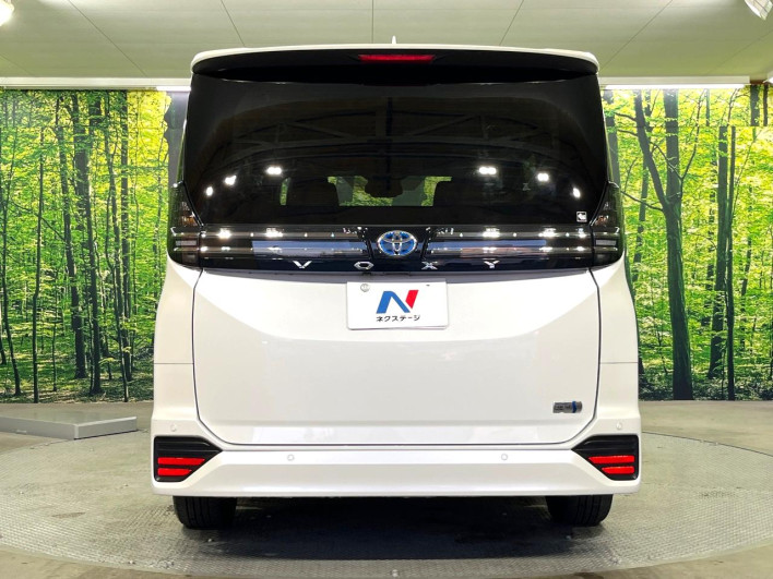 2024 Toyota Voxy 6AA-ZWR90W (UW-69f067d6a68ba)[19]