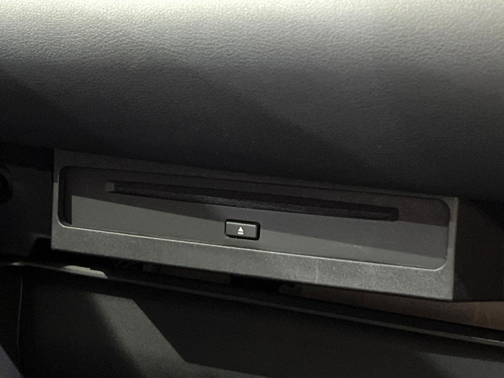 2024 Toyota Noah 6AA-ZWR90W (UW-69f067d6b97a8)[24]