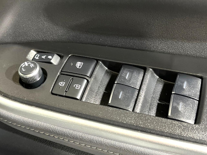 2024 Toyota Noah 6AA-ZWR90W (UW-69f067d6b97a8)[5]