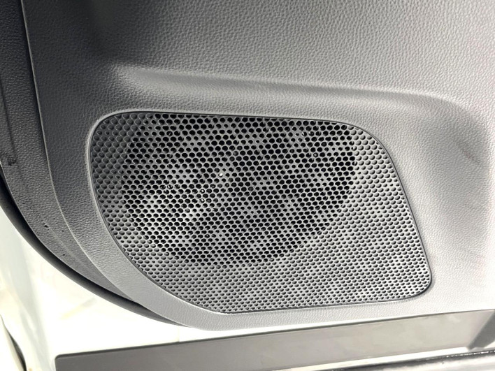 2024 Toyota Noah 6AA-ZWR90W (UW-69f067d6b97a8)[6]