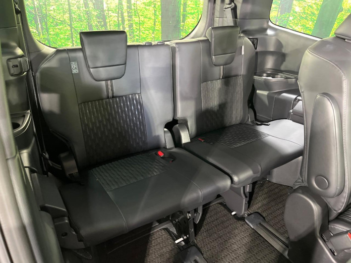 2024 Toyota Noah 6AA-ZWR90W (UW-69f067d74ae54)[27]