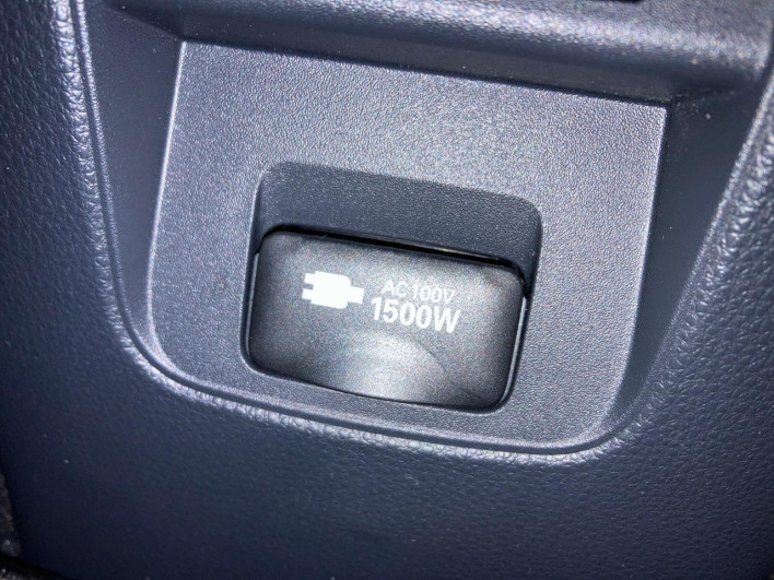 2025 Toyota Noah 6AA-ZWR90W (UW-69f067d7abf5a)[11]