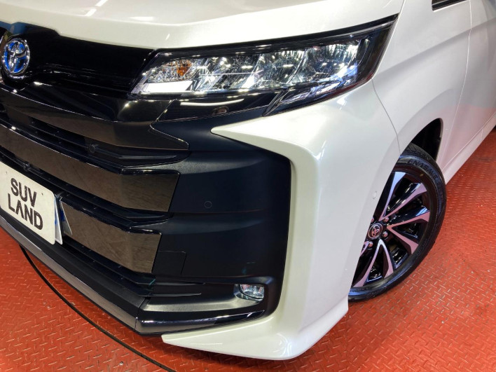 2025 Toyota Noah 6AA-ZWR90W (UW-69f067d7abf5a)[28]