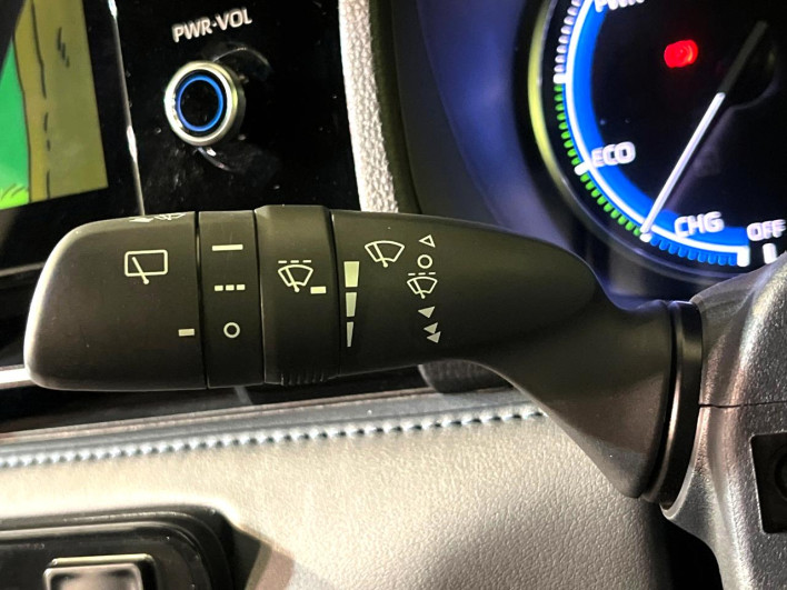 2025 Toyota Voxy 6AA-ZWR90W (UW-69f067d8dba93)[24]