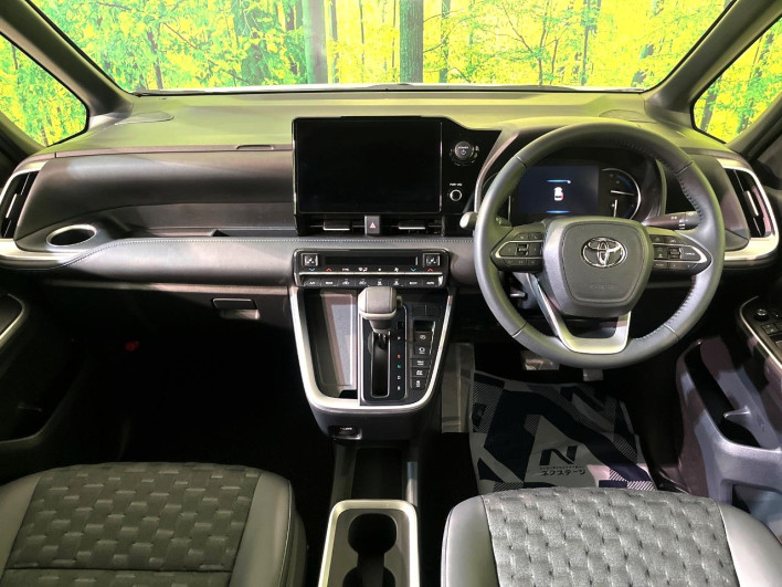 2025 Toyota Voxy 6AA-ZWR90W (UW-69f067d8dba93)[4]