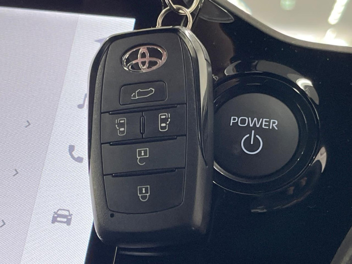 2026 Toyota Voxy 6AA-ZWR90W (UW-69f067d8dbabf)[19]