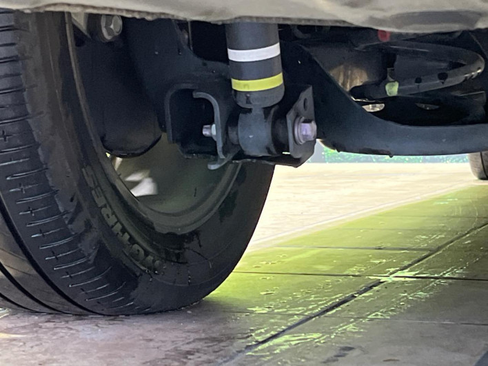 2022 Toyota Voxy 6AA-ZWR90W (UW-69f067d9646b7)[8]