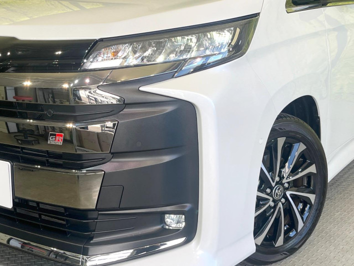 2025 Toyota Noah 6AA-ZWR90W (UW-69f067d9bb974)[27]