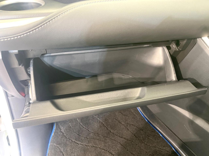 2025 Toyota Noah 6AA-ZWR90W (UW-69f067d9bb974)[4]