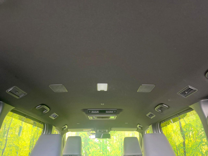 2025 Toyota Noah 6AA-ZWR90W (UW-69f067d9bb974)[17]