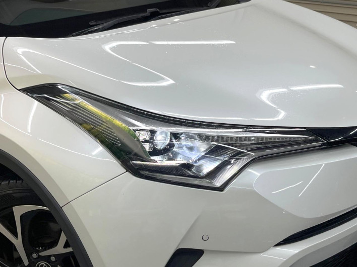 2017 Toyota C-HR DAA-ZYX10 (UW-69f067daa3220)[18]