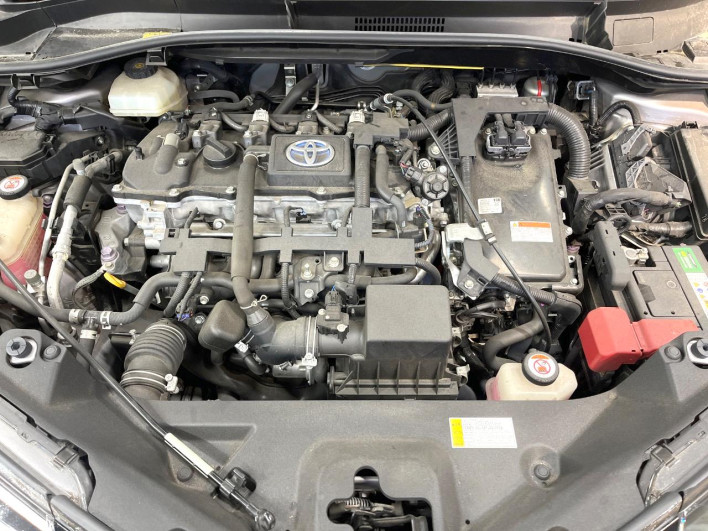 2017 Toyota C-HR DAA-ZYX10 (UW-69f067dae33c3)[7]